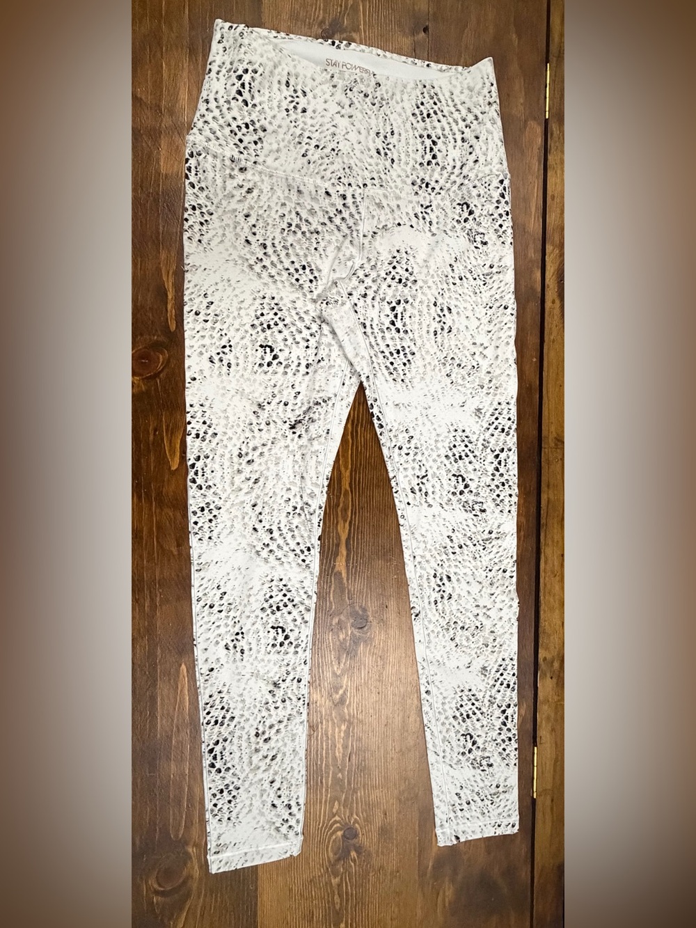 CALIA by Carrie Underwood Women’s White Snake-Print Leggings